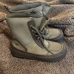 UGG The Lug boot. A moss colored combat boot for women. NWOT